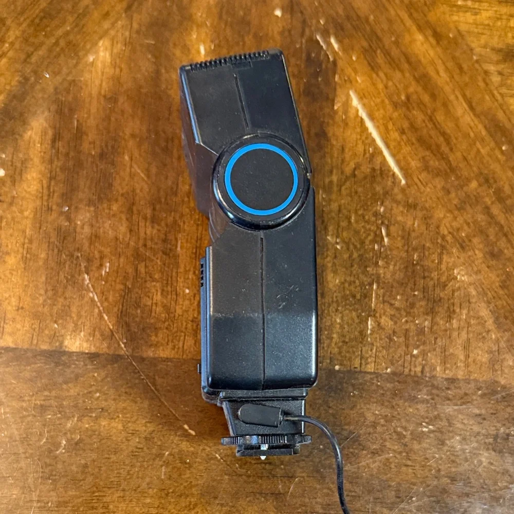 Promatic FT 1700 Black Camera Flash untested as is